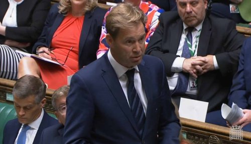 Watch: 'I'm being heckled by my own people' says Tory MP as he slams PM and demands he resigns