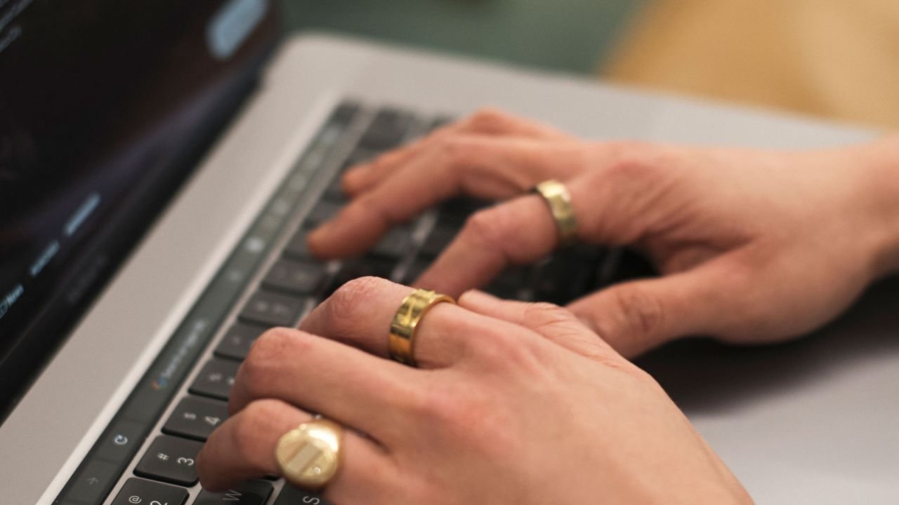 A Bill That Would Ban Pornography in the U.S. Also Takes Aim at Trans People
