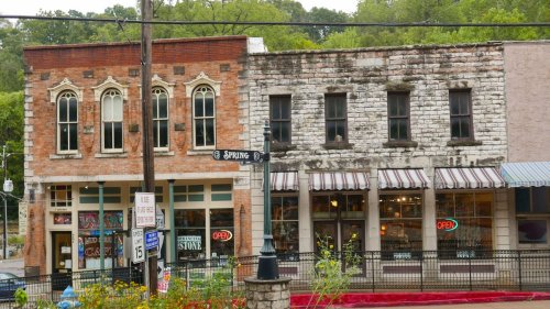 A Queer Travel Guide to 11 Unique, Weird, and Wonderful Hidden Gems in Red States
