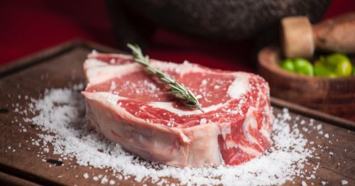 You’re probably making these 5 mistakes when cooking steak