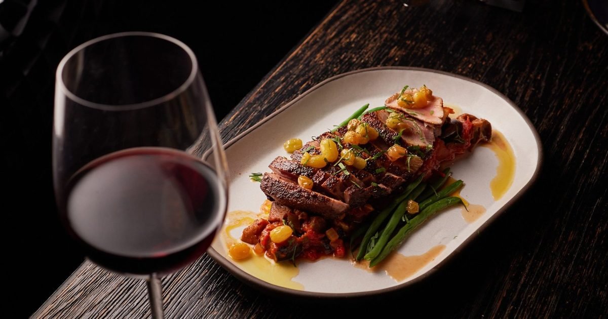 The Best Restaurant in New York for Catching Up with an Old Friend