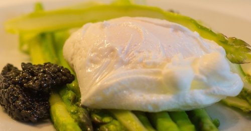 Video: This ‘new’ way to make poached eggs might be the best (and simplest) ever