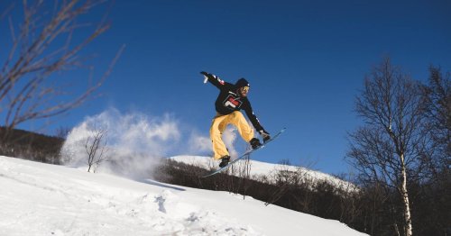 Pop and jib this winter with our snowboarding flex guide