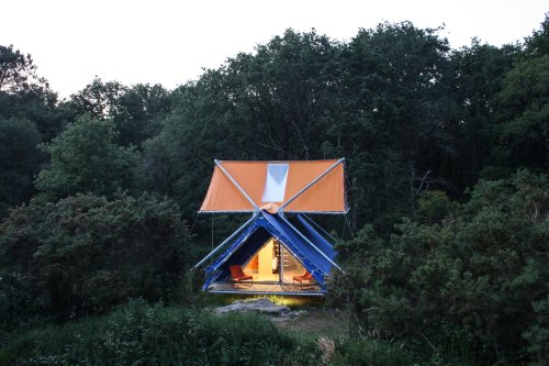 SuperPausée Might Be the World’s Only Two-Story Macro Tent