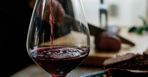 A red wine guide for beginners (and 12 options to try)