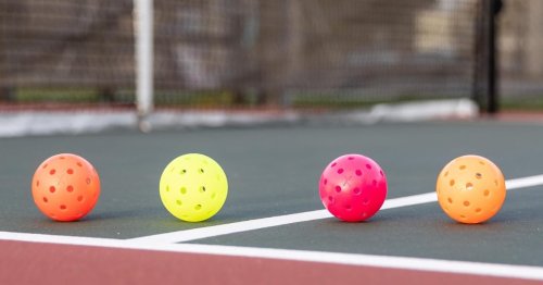 Pickleball paddles, shoes, and more: The best pickleball gifts you can get