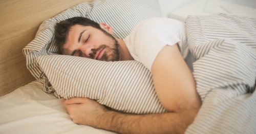 Experts reveal how to lose weight while you sleep