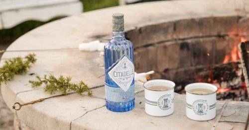 You know what the world needs more of? Warm gin cocktails