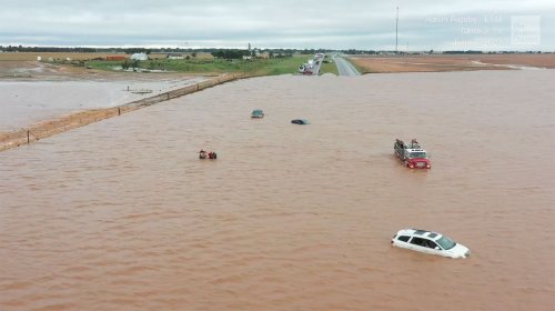 Texas Flash Flooding Overtakes Dozens of Drivers, 20 People Rescued