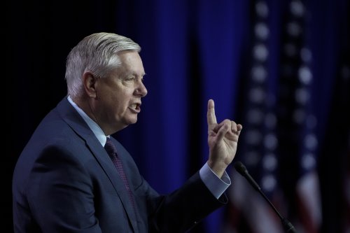 Lindsey Graham Warns Liz Cheney ‘World Will Truly Be on Fire’ If Trump Is Not Re-Elected