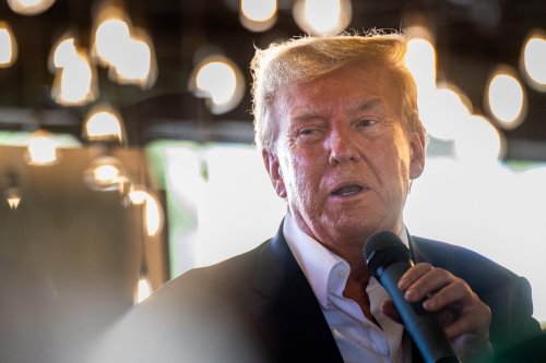 Trump Tests Loyalty of Iowa Anti-Abortion Supporters