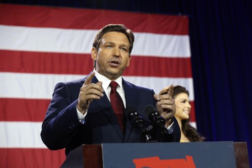 Texas Sheriff’s Office Recommends Criminal Charges Against DeSantis Administration Over Migrant Flights to Martha’s Vineyard