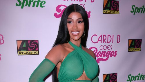 Cardi B Buys Burgers for Fans After Beyoncé’s Kansas City Concert