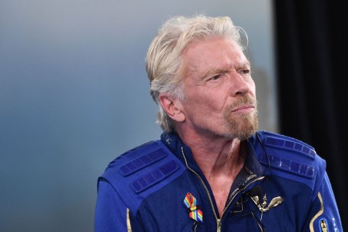Sir Richard Branson Will Stop Investing His Own Cash In Virgin Galactic