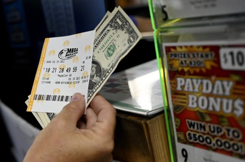 Florida Winner of $1.6 Billion Mega Millions Jackpot Goes Public