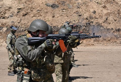 The Ukrainians are coming, the Ukrainians are coming