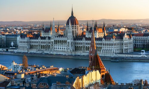 “Non è una città per vecchi”. Budapest 2023, cosa fare nella capitale Ungherese
