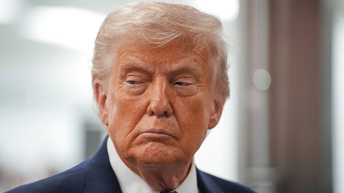 CNN viewers accuse Donald Trump of being a 'fraud' as his $2.2 billion earnings unveiled