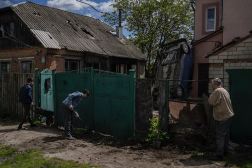 Shellings Near Ukraine Hit Russian Village, Sugar Refinery