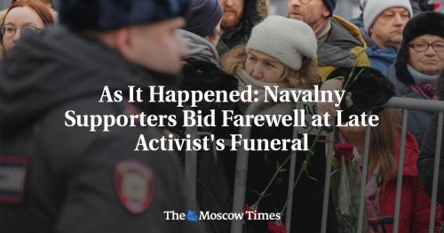 Navalny Supporters Bid Farewell at Late Activist's Funeral - The Moscow Times