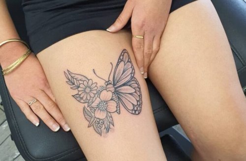 The Ultimate Guide: Attractive Thigh Tattoos For Women (2024)