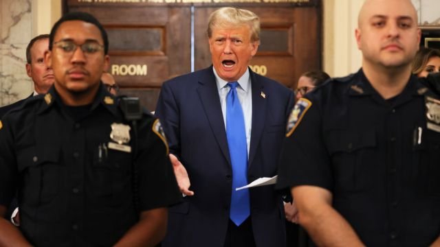 Donald Trump - cover
