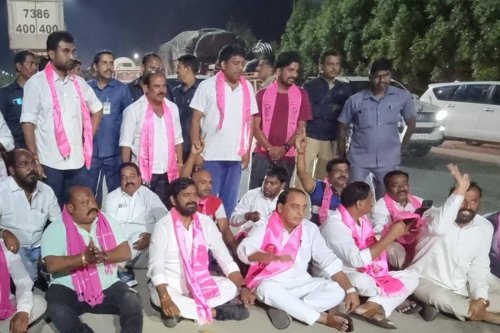 Trs Mlas Poaching Case Telangana Hc Lifts Stay On Police Investigation Flipboard