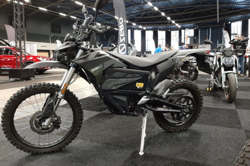 Get your Zero electric motorbike at E-center Benelux and ride into the new electric motorcycle season