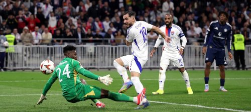 Rayan Cherki’s agents make contact with Manchester United