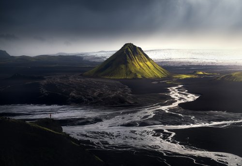Arild Heitmann Unveils the Otherworldly Highlands of Iceland
