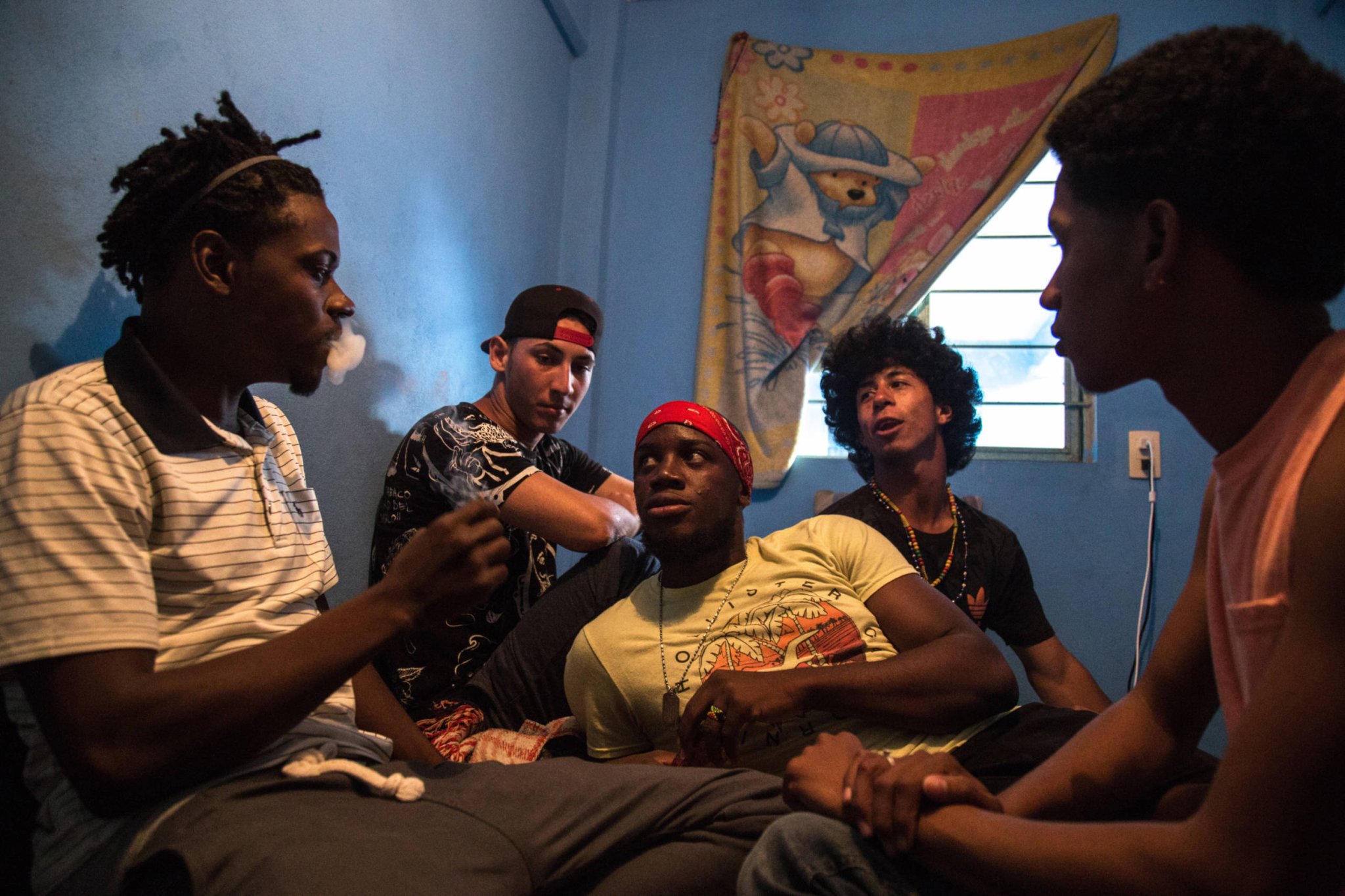 Tomas Ayuso Shows Why the Honduran Youth Are Fighting for the Right to Grow Old - The Phoblographer