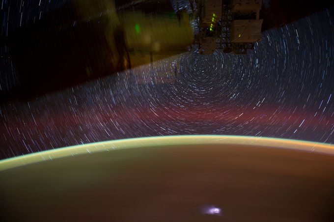 NASA’s Don Pettit Created These 30-second Long Exposures