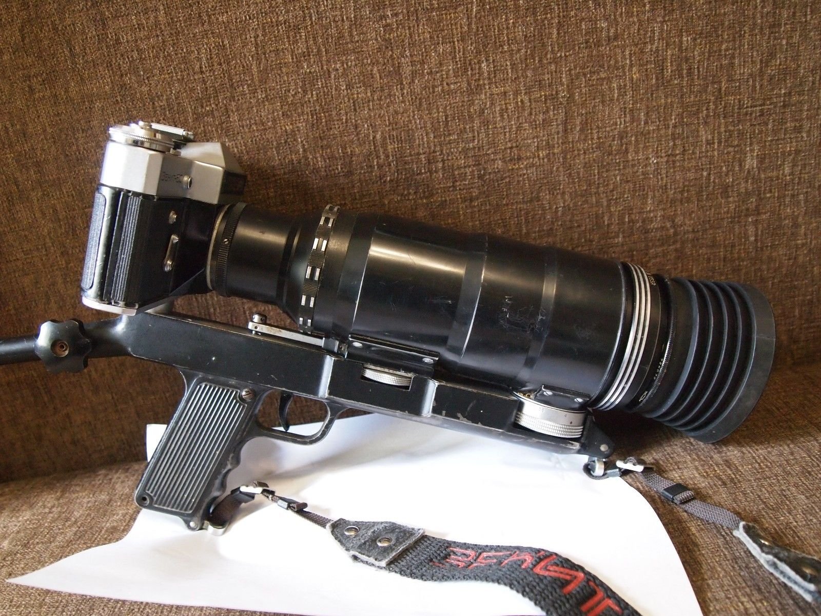 This Unusual Zenit Photosniper Cam Would Probably Get You Shot Today
