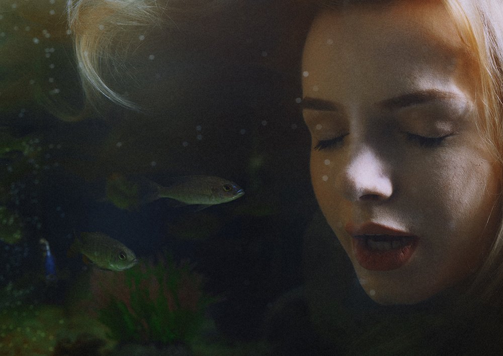 Arman Zhenikeyev's Underwater Portraits Look Like Gorgeous Paintings