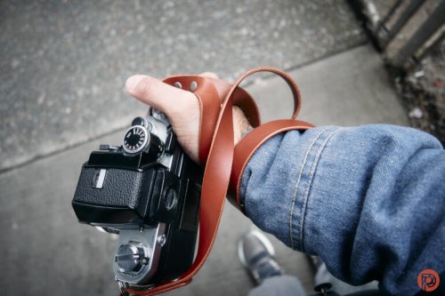 Bowman Leather Vantage Strap Review: A Neck and Wrist Strap in One