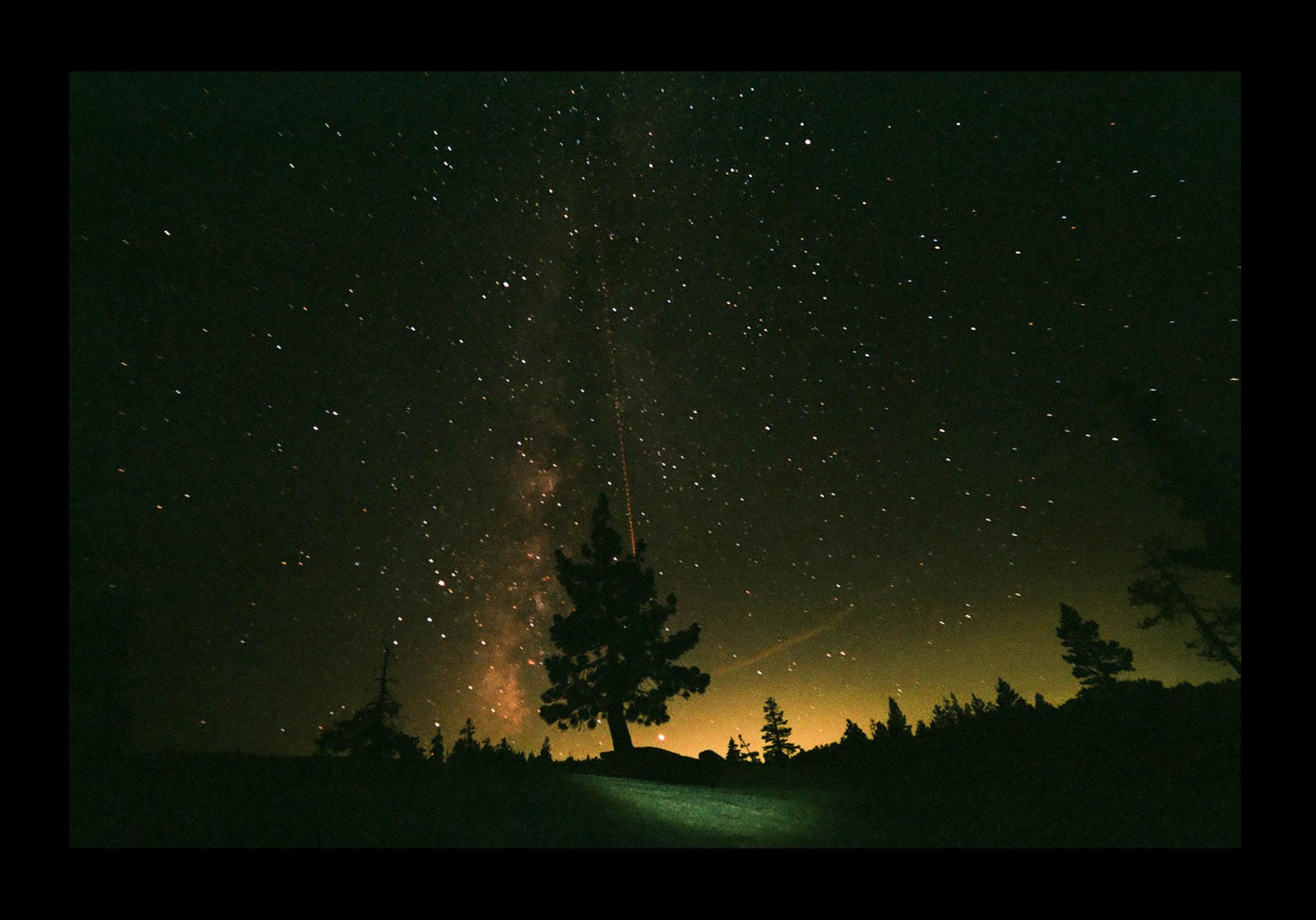 This Milky Way Photo Was Shot on Fujifilm Superia X-TRA 400
