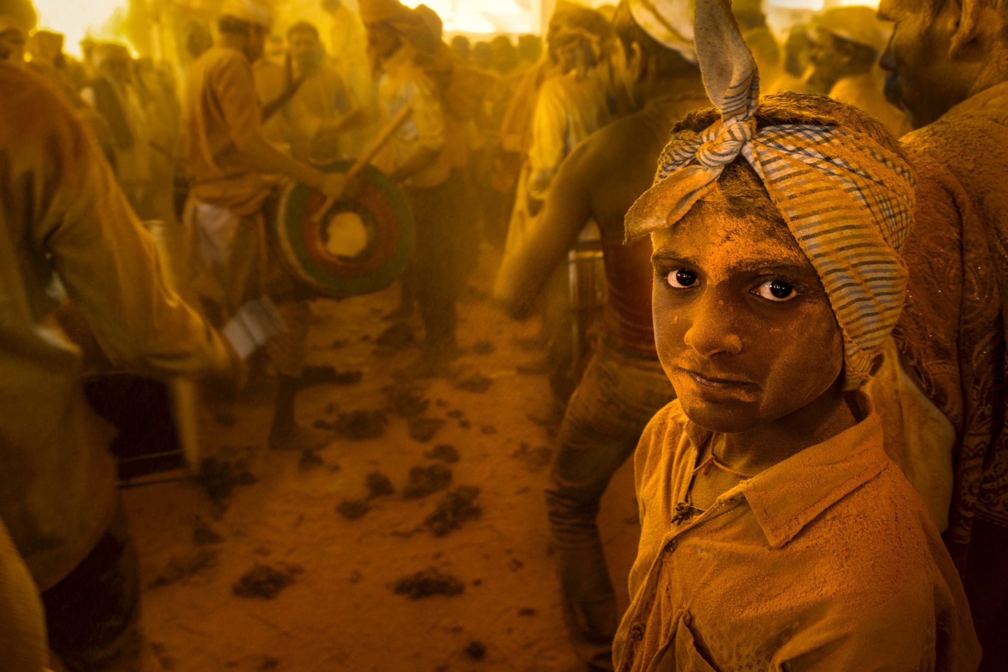 The Golden Hues of the Haldi Festival are Perfect for Documentary Photos