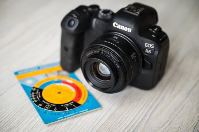 This Thrifty Nifty Fifty Has Beautiful Photos: Canon RF 50mm F1.8 Review