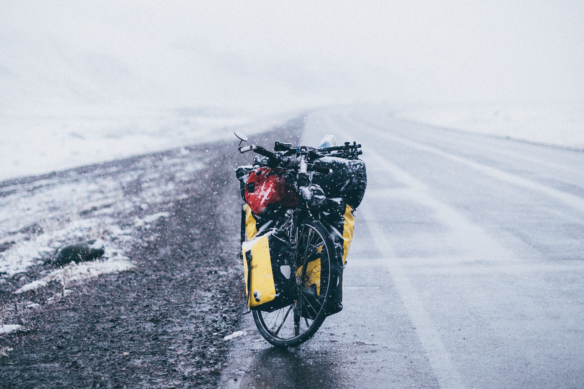 Martijn Doolaard Photographs Extreme Cycling in Kyrgyzstan's Winter