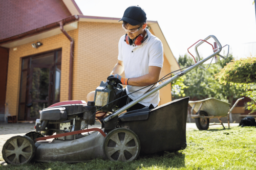 Smooth Lawn Mowing Experience: The Best Lubricant For Lawn Mower Wheels