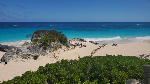 Bermuda reopened to international travelers