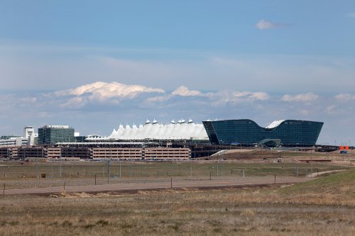 Denver airport will get the first of 3 new outdoor patios this year