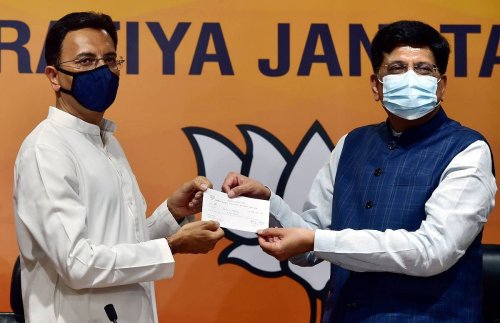 Congress must split to weaken BJP. Let those who want to join Hindutva exit
