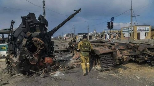 Ukraine’s economy is crashing. It should exit war and build itself instead
