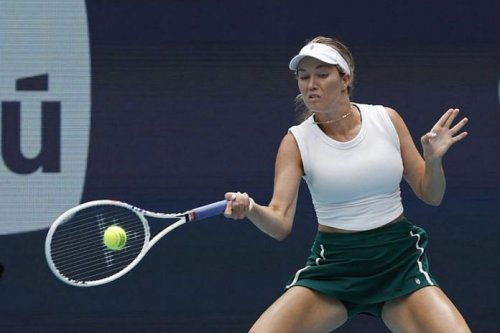 Tennis-Alexandrova's Miami Open magic continues with Pegula upset