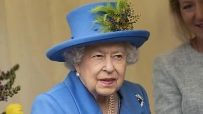 Queen Elizabeth II Tests COVID-19 Positive