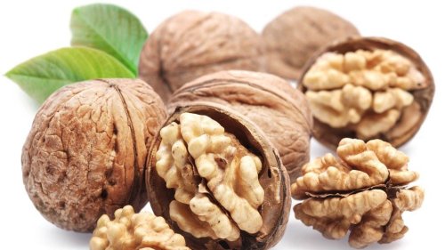 Walnuts Can Help You Stay Sharper at Old Age: Study