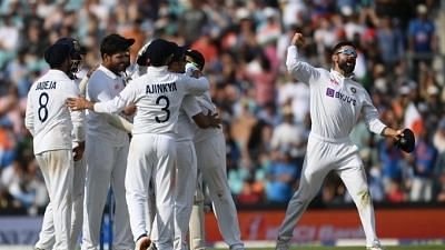 Watch: Virat Kohli and Co Celebrate Winning The Oval Test Against England -  Flipboard