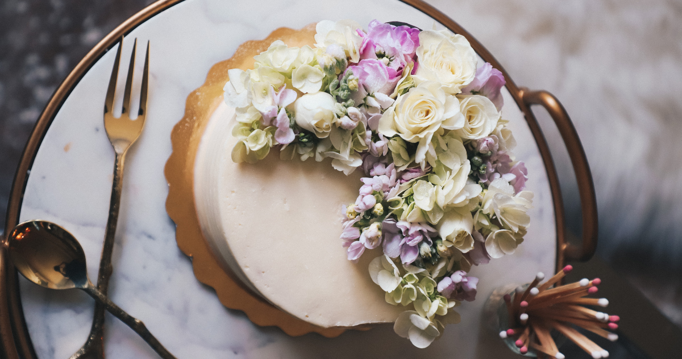 10 Edible Flowers You Can Use To Garnish Your Cakes And Desserts