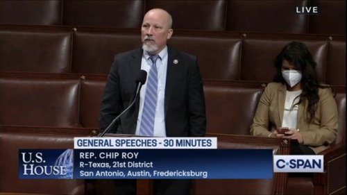 Rep. Roy (R-TX) jokes N95 masks hurting “cognitive ability” may not be an issue: “Looking in the mirror myself.”